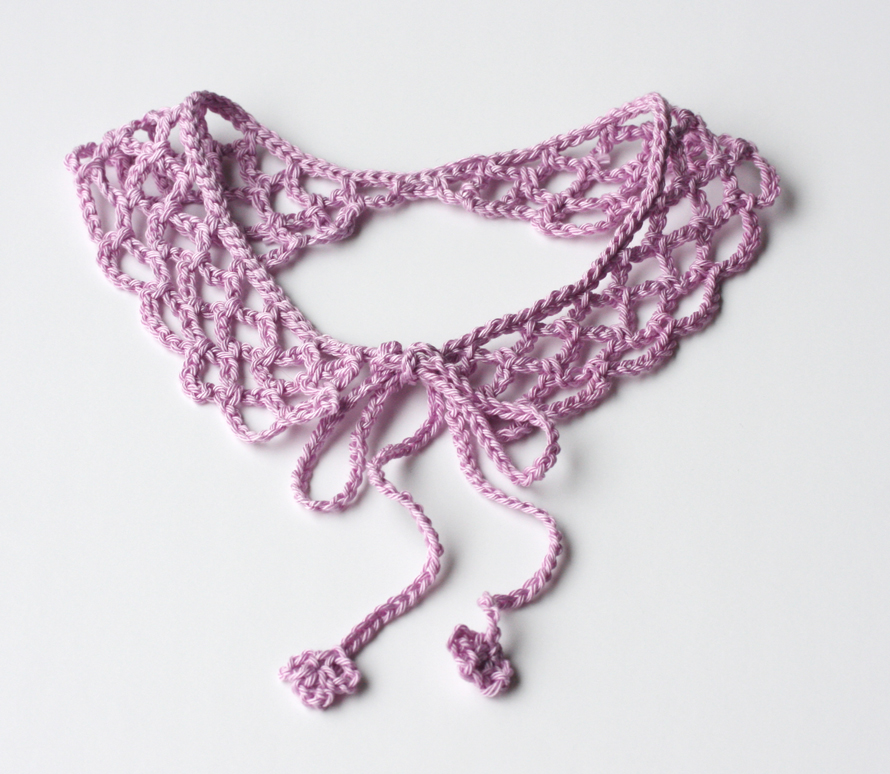 Lilac Lace Collar