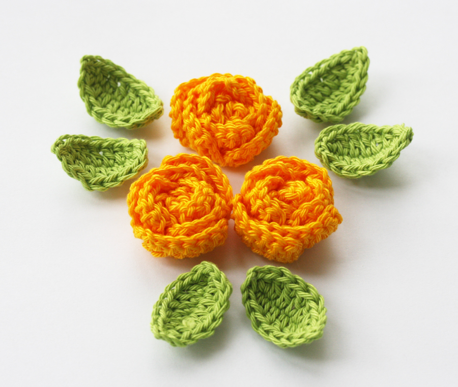 Yellow Crochet Roses on Luulla